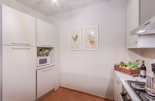 Ruota Villa | Cottage Gigi, Smart Convenient Stone Village House with Pool