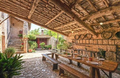 Monteriggioni House | Country House/Farm House in Monteriggioni with 6 bedrooms sleeps 12