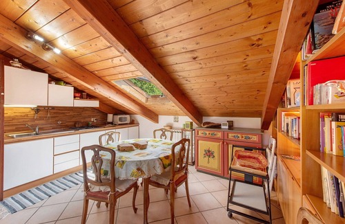 Varazze House | Country House 'La Liguria Tra Gli Ulivi 2' with Mountain View, Wi-Fi, and Air Conditioning