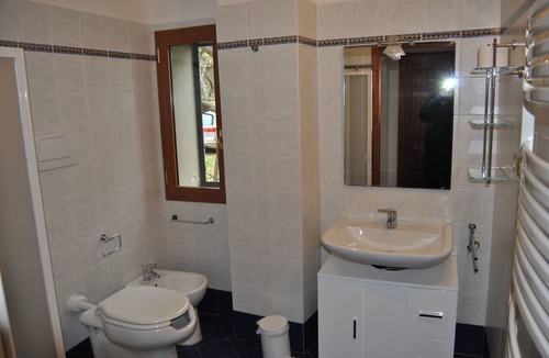 Sesto Fiorentino House | Cozy apartment in farmhouse 20 minutes from the center of Florence