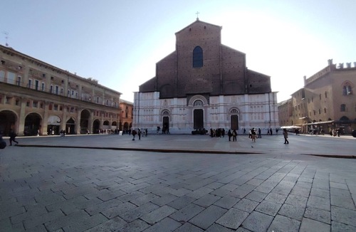 Historic Center Cabin | Cozy rooming house in the historic center of Bologna.