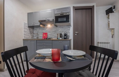 Roman Quarter Apartment | Cozy Studio in the City Center by Wonderful Italy