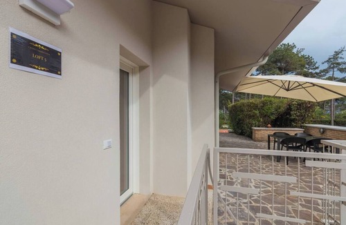 Lignano Riviera Apartment | Crepetta&Briciola - Loft 5 (Private Pool)