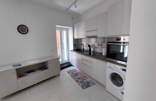 Borgo Antico Apartment | Da Batti in the historic center, a stone's throw from the sea