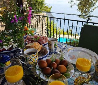 Vico Equense Villa | De Vivo Realty - Seacliff Heaven Positano