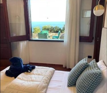 Vico Equense Villa | De Vivo Realty - Seacliff Heaven Positano