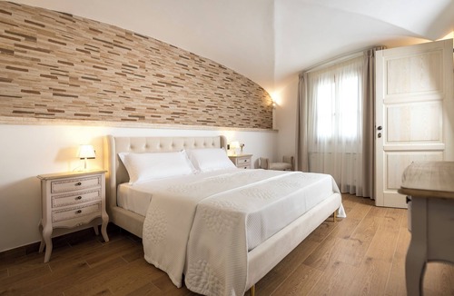 Galtelli House | Domo Incantos