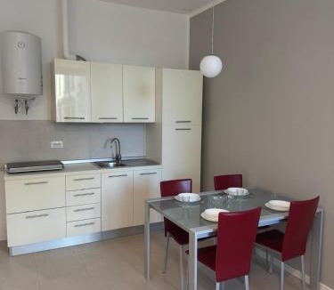 Monfalcone Apartment | Duca d Aosta apartment 2