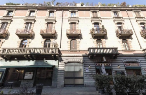 Chinatown Apartment | Elegant Loft in the Heart of Milan – Spacious and Stylish