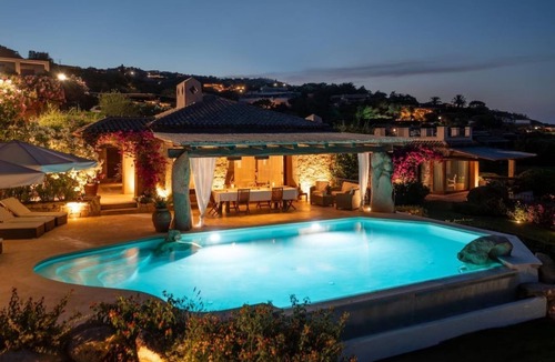 Cala di Volpe Villa | ELITE COLLECTION- Cala di Volpe Luxury Villa | Infinity Pool & Sea View