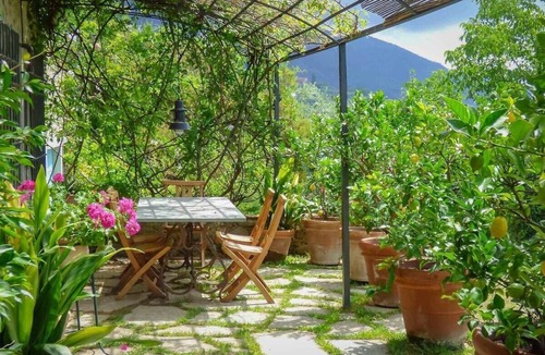 Nozanno Villa | Emilia, private pool villa, view, WiFi. Lucca