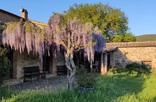 Civitella Paganico Villa | Exclusive Tuscan Farmhouse with Pool Between Siena and the Maremma
