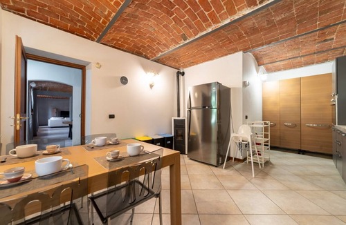 Frinco Villa | Exclusive Villa with Swimming Pool and Tennis Area