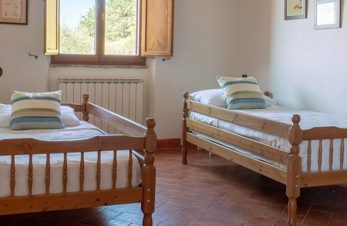 San Giovanni del Pantano Apartment | Family friendly apartment for Teenagers, Kids & Toddlers.