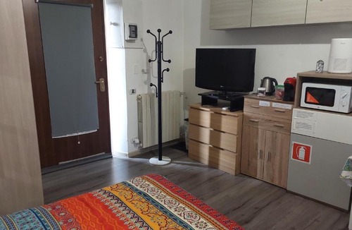 Bareggio Apartment | Ferrera case vacanze Monolocale Ferrera 15 minuti da RHO Fiera e da Milano San Siro