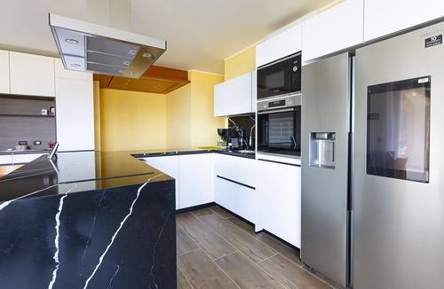 Pantai Apartment | Flat in villa with sea view and private pool