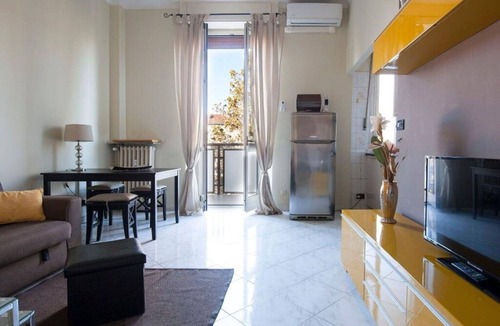 Segnano Apartment | Fulvio Testis, Modern 1 Br Apartment With Balcony By Halldis