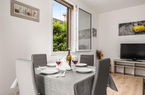 San Giuliano Milanese Apartment | General Hospital Linate Milan Bright Two Room Apartment