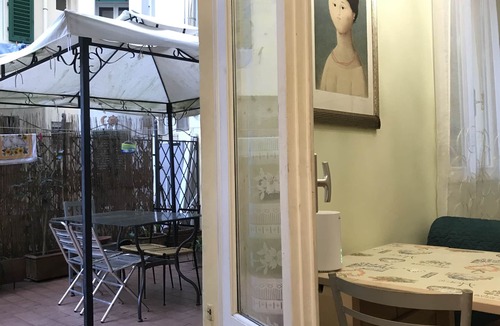 Lungarno del Tempio Apartment | Gioia's apartment with private terrace