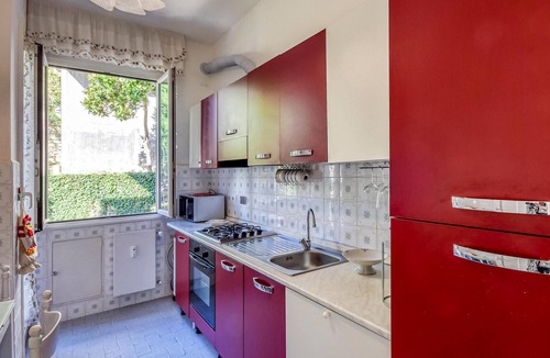 Molassana Apartment | Gorgeous apartment in Genova with WiFi