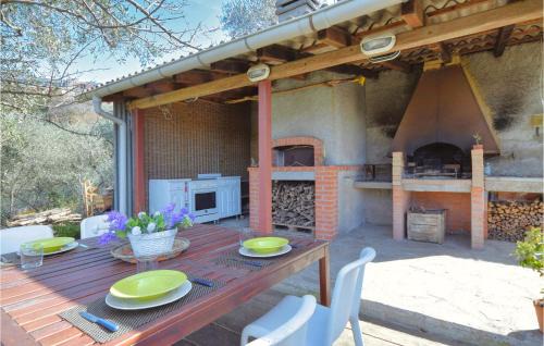 Leivi Apartment | Gorgeous Apartment In San Bartolomeo Di Leiv