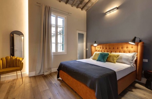 San Frediano Apartment | Gorgeous apartment with city views! Up to 8!