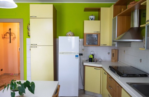 Diano d'Alba Apartment | GREEN SUNNY with garden surrounded by nature