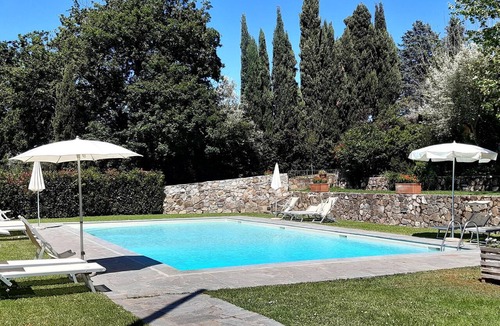 Scandicci House | GREEN two-room apartment in farmhouse with swimming pool 8 km from Florence center