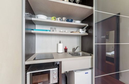 Le Cure House | GuestHost - Charming studio apartment of about 20 sqm, able to accommodate up to 2 people, located on the raised ground floor (5 steps to access) of an ancient building in good condition. The apartment is located within Le Cure district, a quiet resident