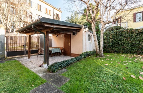 Santa Maria in Stelle Apartment | GuestHost - Cozy 2-Bedroom Stay at Lido di Venezia