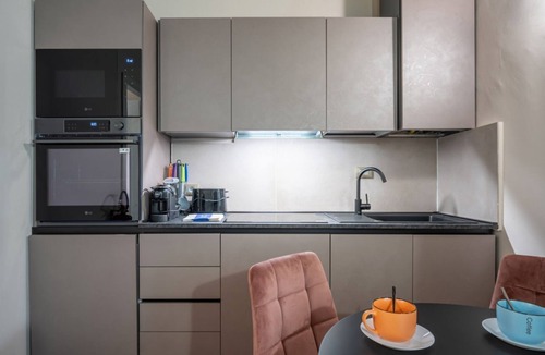 San Giovanni Apartment | GuestHost - Lovely apartment of about 30 sqm, able to accomodate up to 3 guests, located on the second floor of a well-maintained historic building (NO elevator). The property is in the heart of Florence’s historic center, just a two-minute walk from P