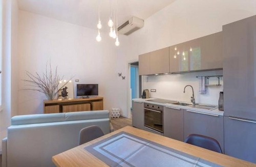 Udine Apartment | GuestHost - NEW!Udine Central and Stylish Apartment x2