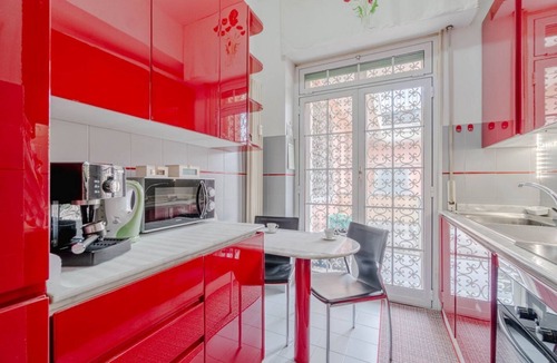 Sturla Apartment | GuestHost - Spacious and welcoming 80 square meters apartment, perfect for four people, located on the fifth floor of a building with an elevator (NOT accessible to disabled guests).The property is located in the Sturla area, a residential neighborhood i