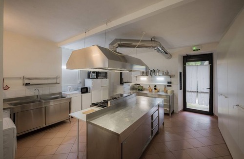 Monastero Bormida Villa | GuestHost - Stunning historic house with pool located in the Alto Monferrato, a UNESCO World Heritage site, with a 2000 sqm garden offering a lovely experience in nature, thanks to the breathtaking 360-degree views of the surrounding hills. Spacious and