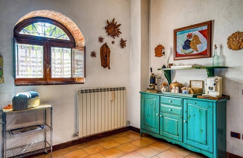 Marsciano Apartment | GuestHost - Stunning 340 sqm stone villa, independent, with a large park of over 2500 sqm, ideal for 10 people. Built in the early 1800s as an episcopal residence, later used as a farmhouse, and now restored in a rustic Umbrian-Tuscan style. Nestled in t