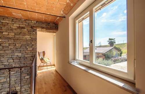 Costigliole d'Asti House | Historic villa in Piedmont's wine country
