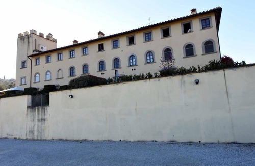 Lastra a Signa Apartment | Historical palace in the heart of Tuscany