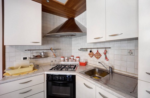 Marina di Andora Apartment | Holiday Apartment Giosy's Home close to the Beach with Shared Terrace