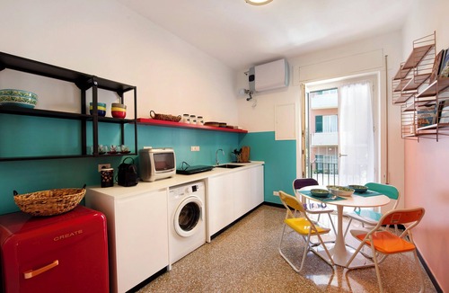 Albaro Apartment | Holiday Apartment "Il Ciliegio Di Miki" with Balcony, Shared Garden & Wi-Fi