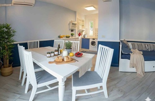 Oneglia Apartment | Holiday apartment mit Klimaanlage und Balkon