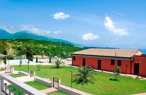 Cogoleto Apartment | Holiday apartment with air conditioning
