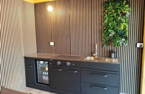 Province of Cagliari House | Holiday Home 'Apt in Serra' with Private Pool, Wi-Fi and Air Conditioning