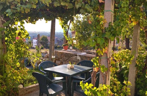 Serre House | Holiday Home 'Meloro' with Private Garden, Balcony and Wi-Fi