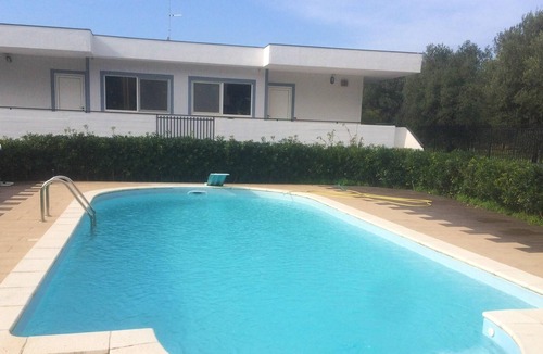 Municipio 4 Apartment | Homerez - Big appartement 5 km away from the beach for 9 ppl. with shared pool