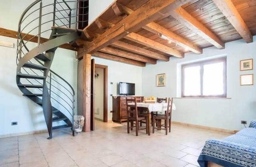 Montecchio Apartment | Horizon holiday home