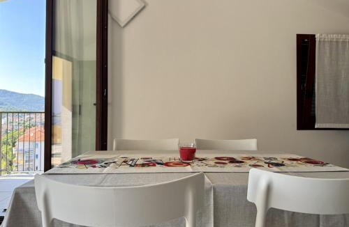 Imperia Apartment | HOST4U - Nuovo Appartamento con Ingresso Indipendente e Parcheggio Privato - Villa Catocce