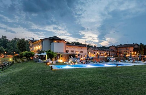 Merone Hotel | Hotel Il Corazziere