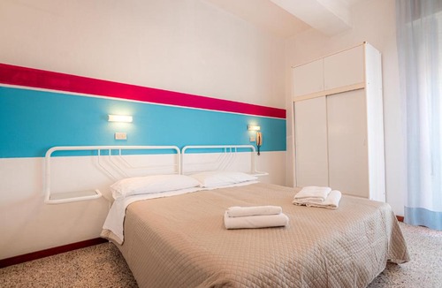 San Giuliano a Mare Hotel | Hotel Serafini