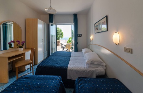 Ischia Hotel | Hotel Villa Ireos