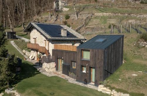 Valtellina Ski Chalet | Hunum
